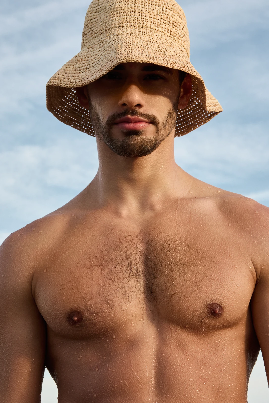 Straw hat beauty portrait for Victor Magazine Brasil — styling by Manel Guisado